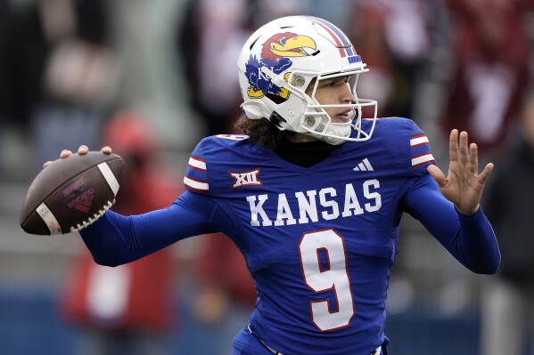 Kansas online college football